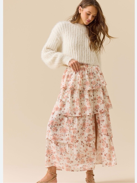 Altar'd State Dresses & Skirts - 🆕 Altar’d state. Floral tiered Evara maxi skirt. Waist 13. (15)